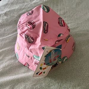 Nwt Bucket Hat Pink S/M